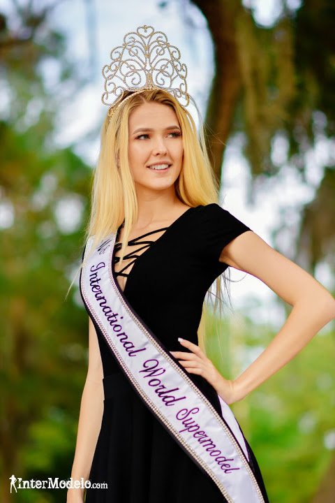 supermodel-2018-0